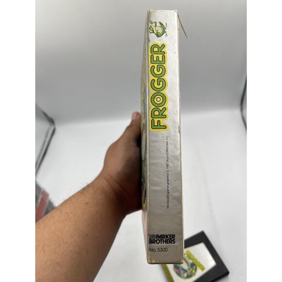 ORIGINAL 1982 Atari 2600 Frogger With Original Box - Picture 6 of 11